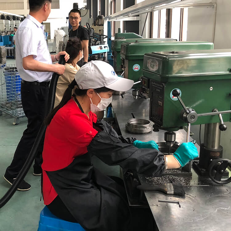 工业车间吸尘器需要满足什么标准