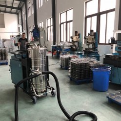 多吸口工业吸尘器的主要特殊作用