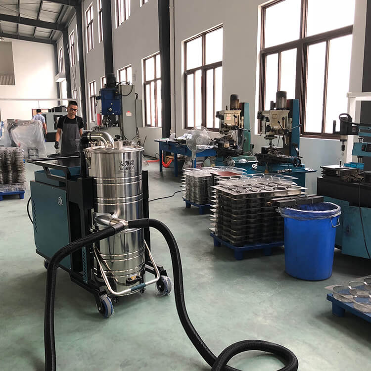 多吸口工业吸尘器的作用