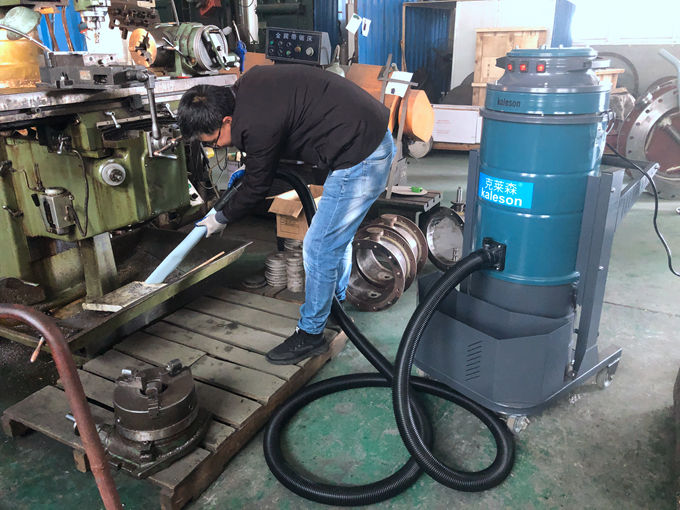 粉尘吸尘器对工业生产的防护作用