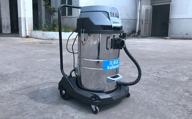 吸液体一定要购买干湿两用机械配套吸尘器