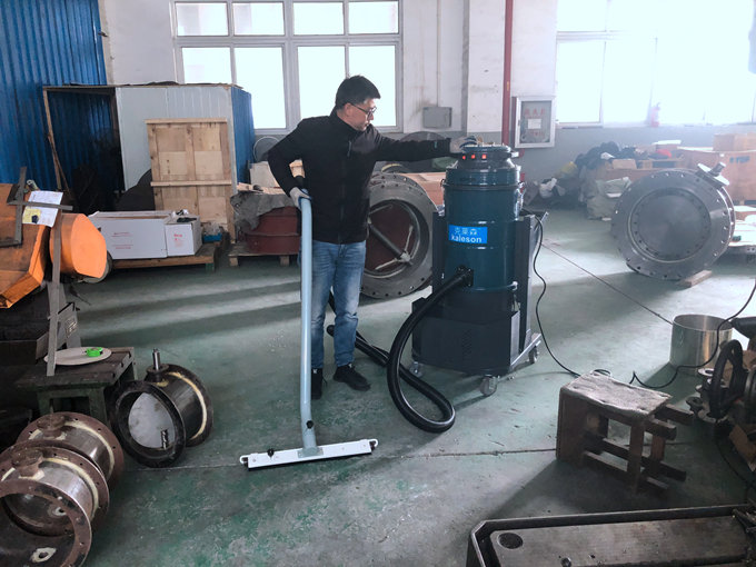 大功率工厂车间用工业吸尘器