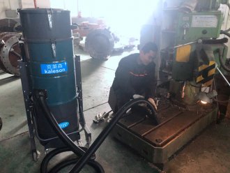 使用厂区工业用吸尘器的原因及品牌选择