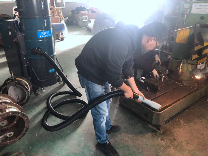 磨床用工业吸尘器方法