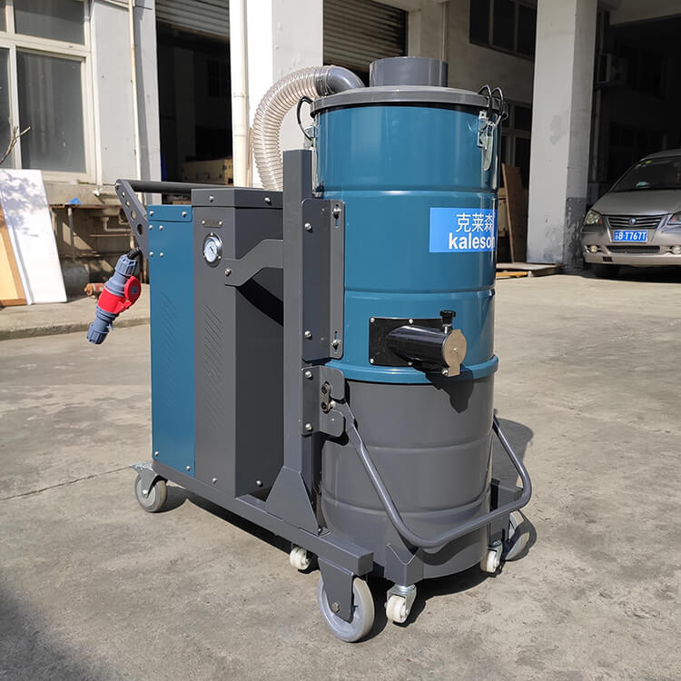 HC-100L三相工业用小型吸尘器图片