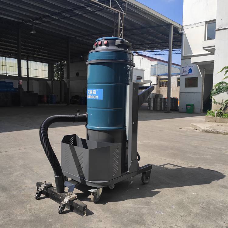 克莱森BP3-100L推吸式工业吸尘器实拍图片