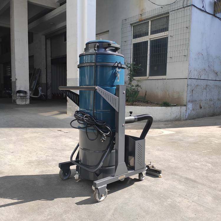 克莱森BP3-100L推吸式工业吸尘器实拍图片